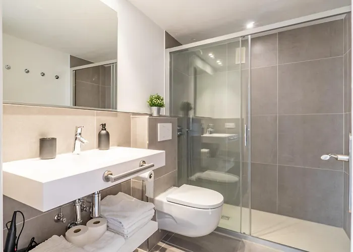 Ponent B * Кала-Ратхада