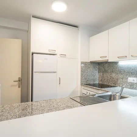 Ponent B * カラ・ラトハダ