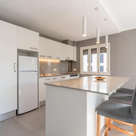 アパート Ponent B カラ・ラトハダ