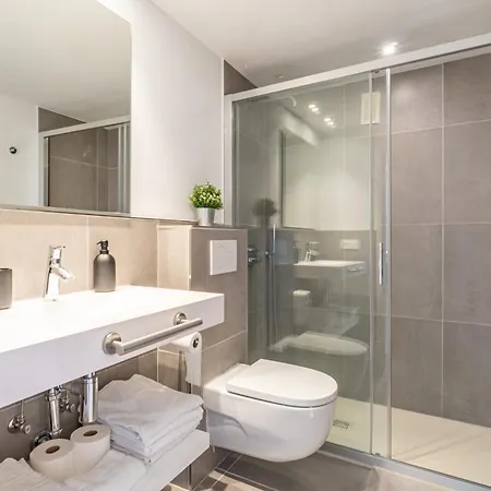 Ponent B * カラ・ラトハダ