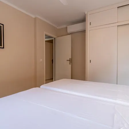 アパート Ponent B *